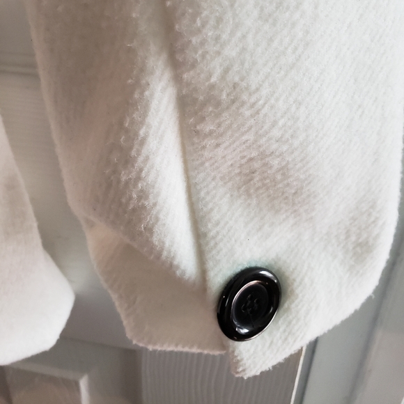 R.Jstory Black and White Belted Coat M - Picture 8 of 11